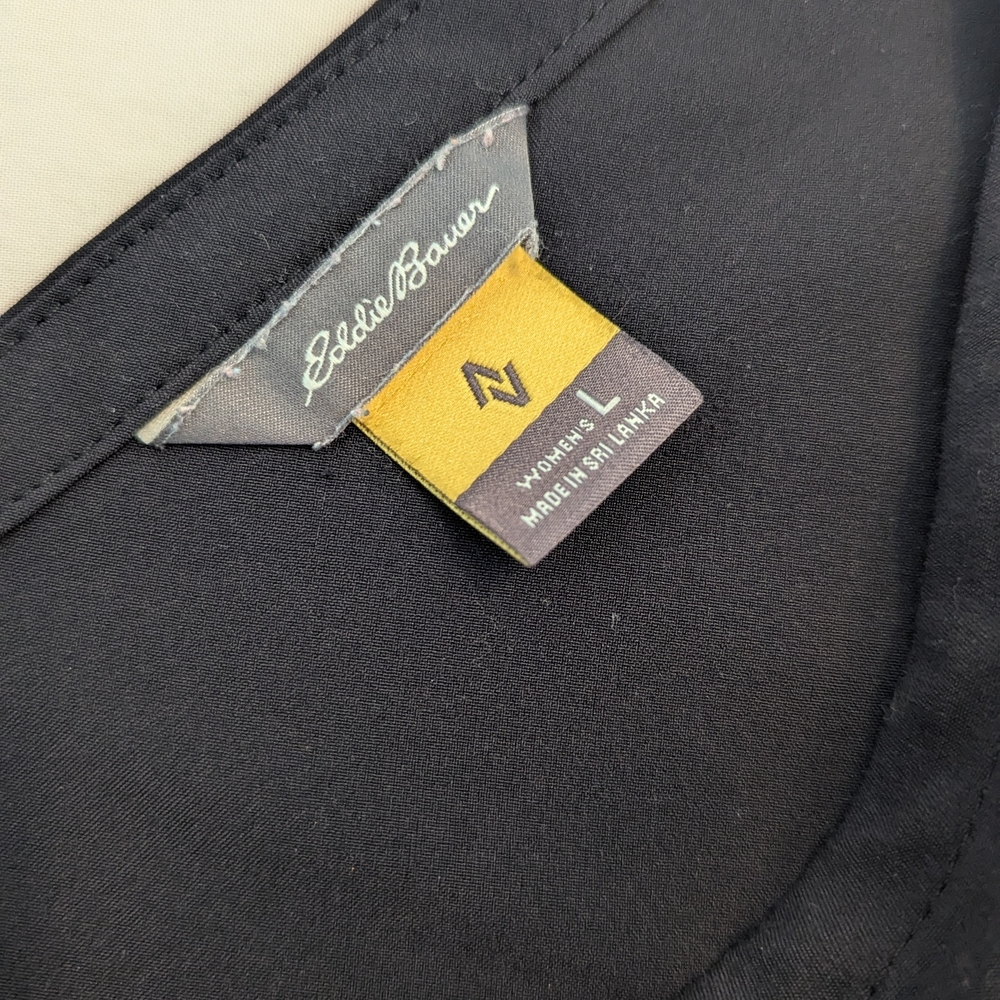 Eddie Bauer Navy Quick Dry, Outdoorsy Dress - Picture 4 of 7